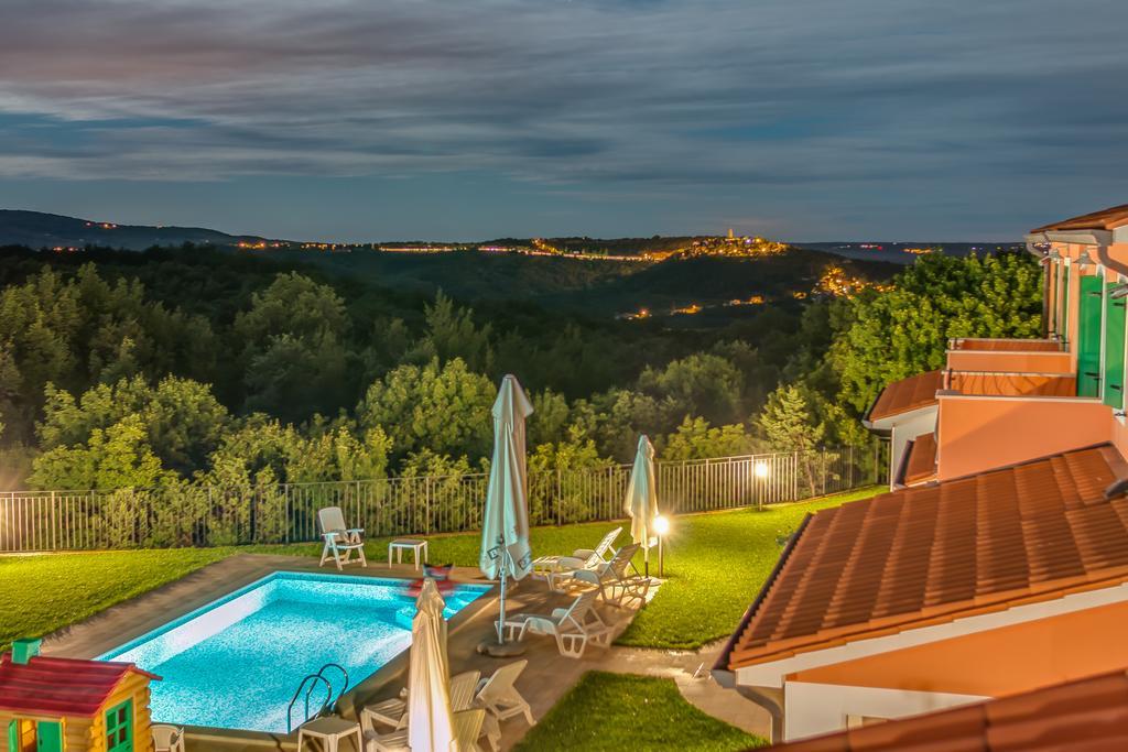 Apartments Athos Rabac Szoba fotó